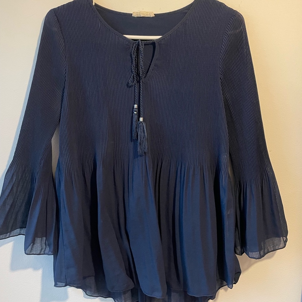 Navy blue 3/4 sleeve blouse